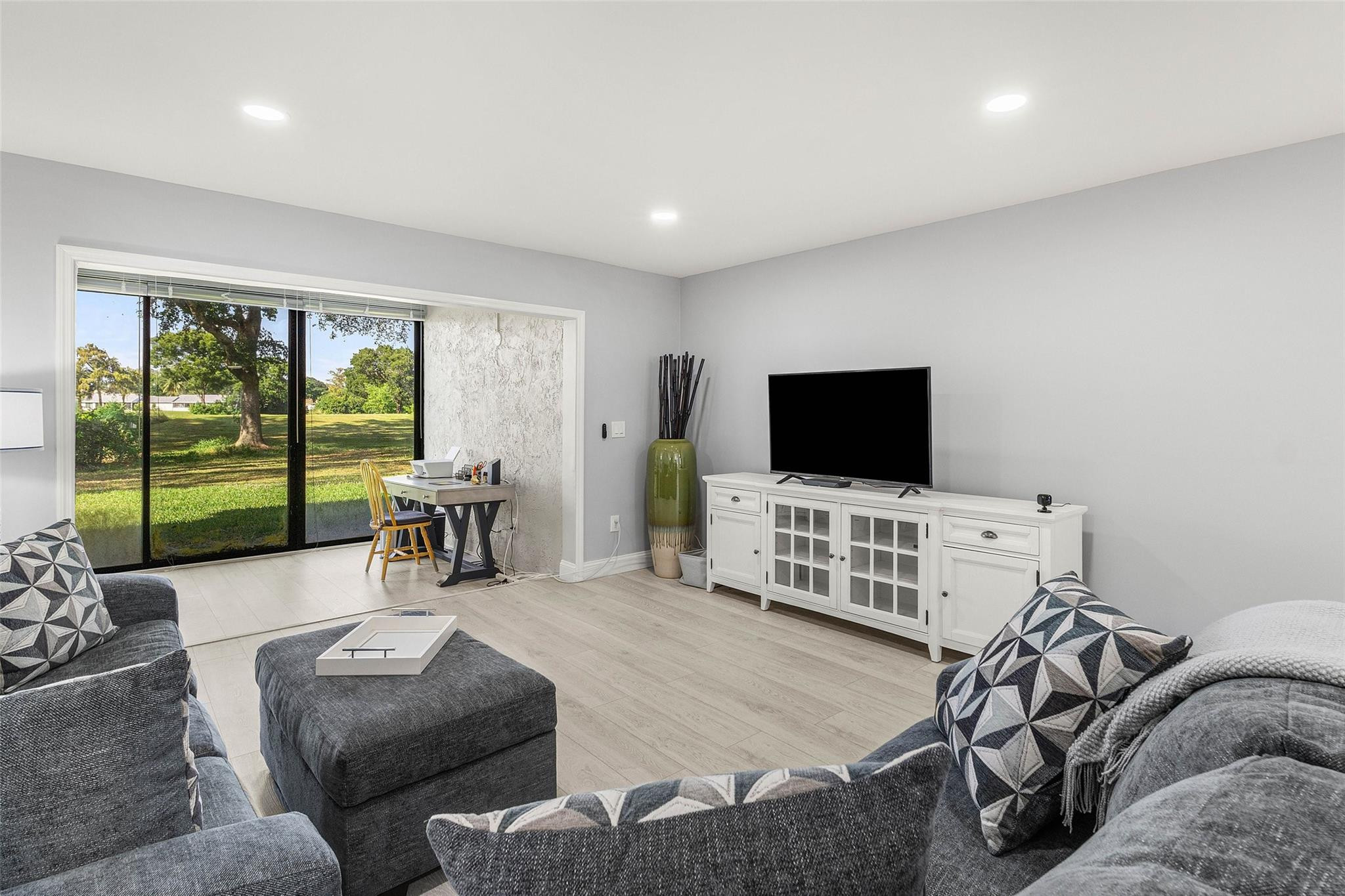 PINES OF BOCA LAGO CONDO - Residential
