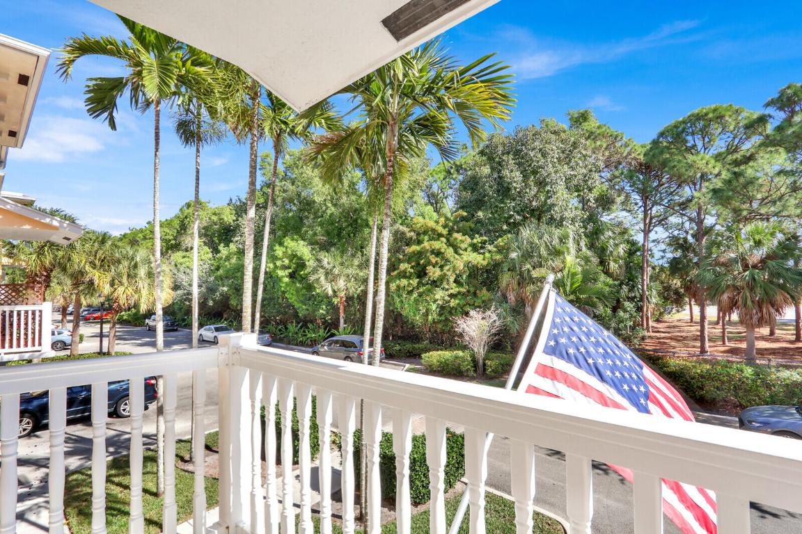 SOMERSET AT ABACOA CONDO - Residential