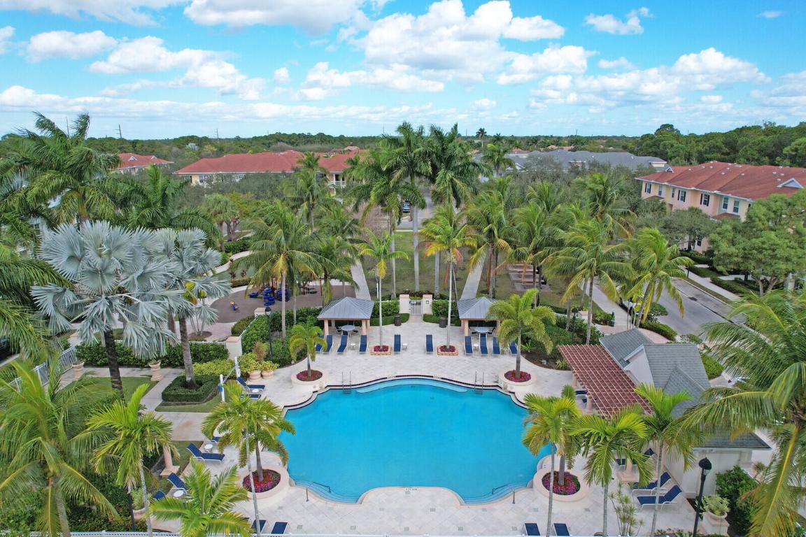 SOMERSET AT ABACOA CONDO - Residential