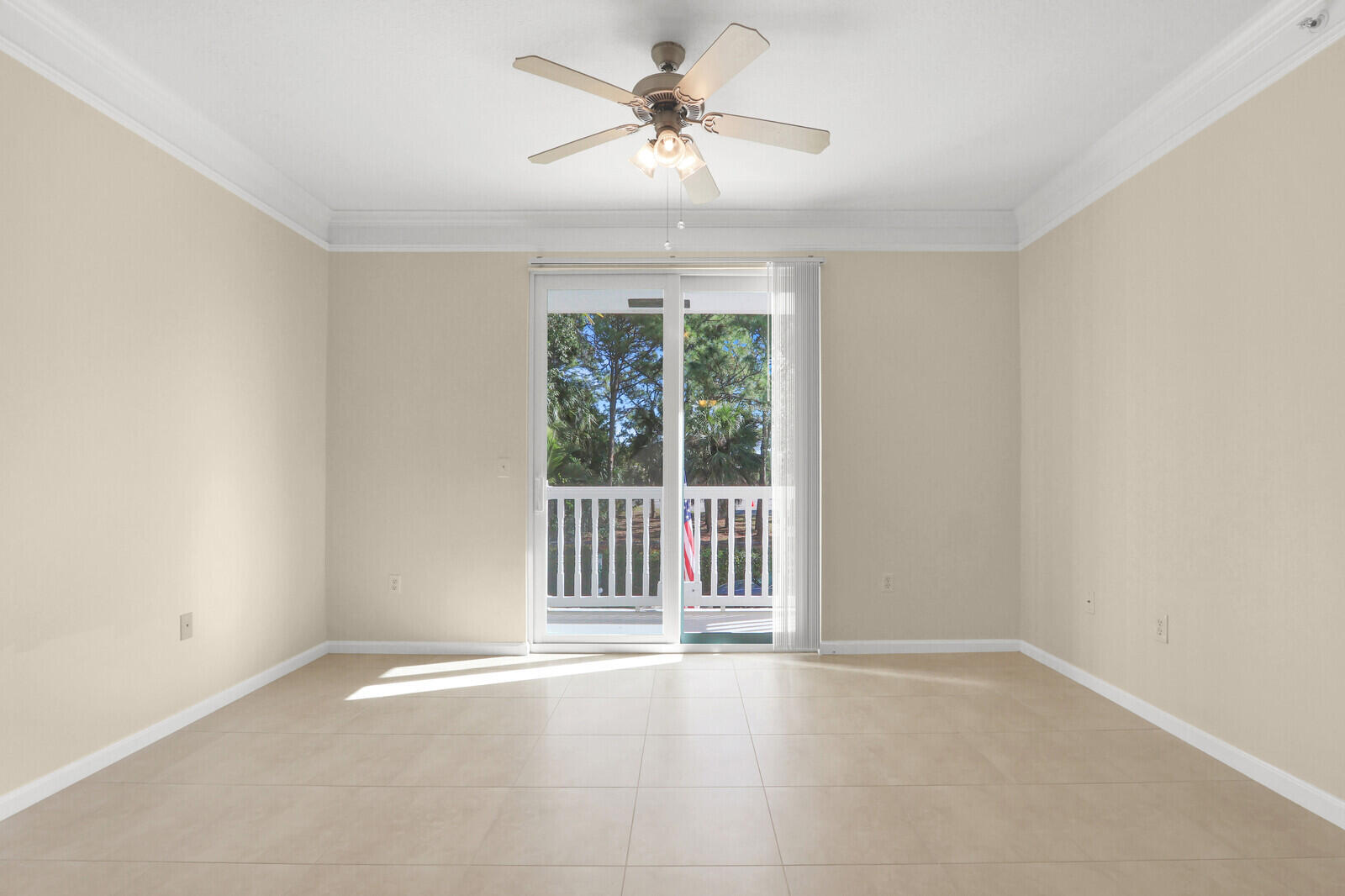 255 Murcia Drive 202