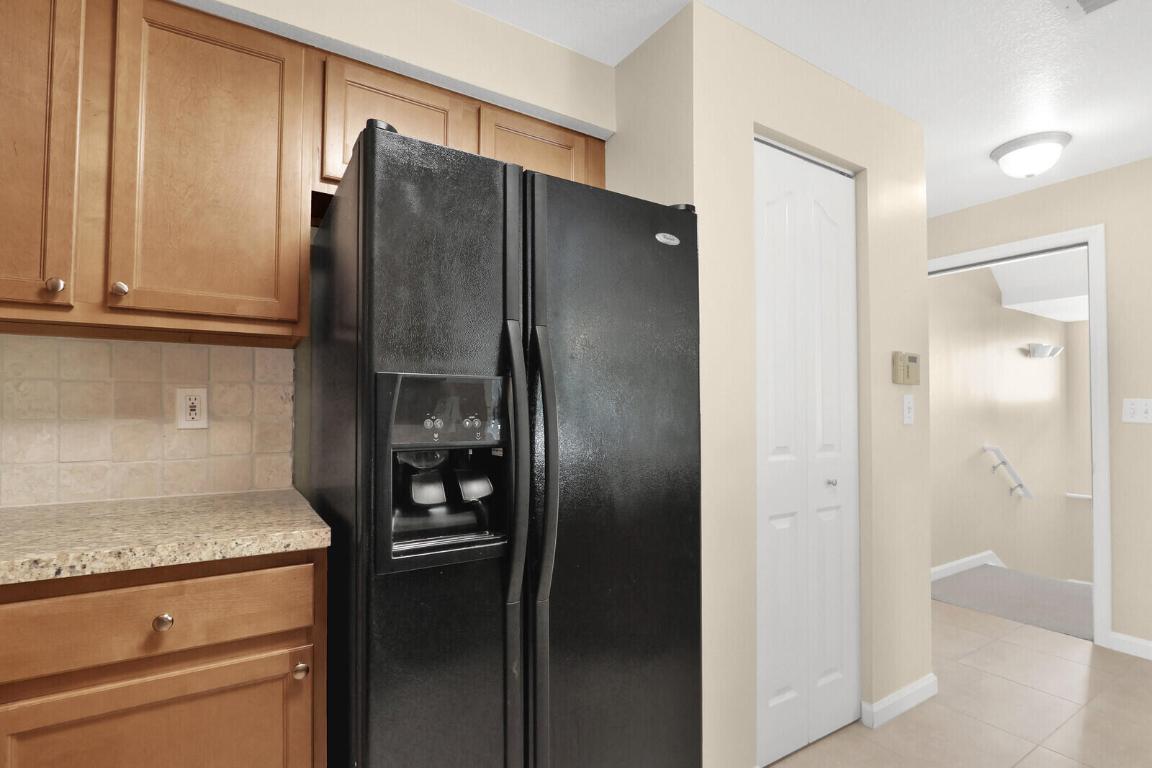 SOMERSET AT ABACOA CONDO - Residential