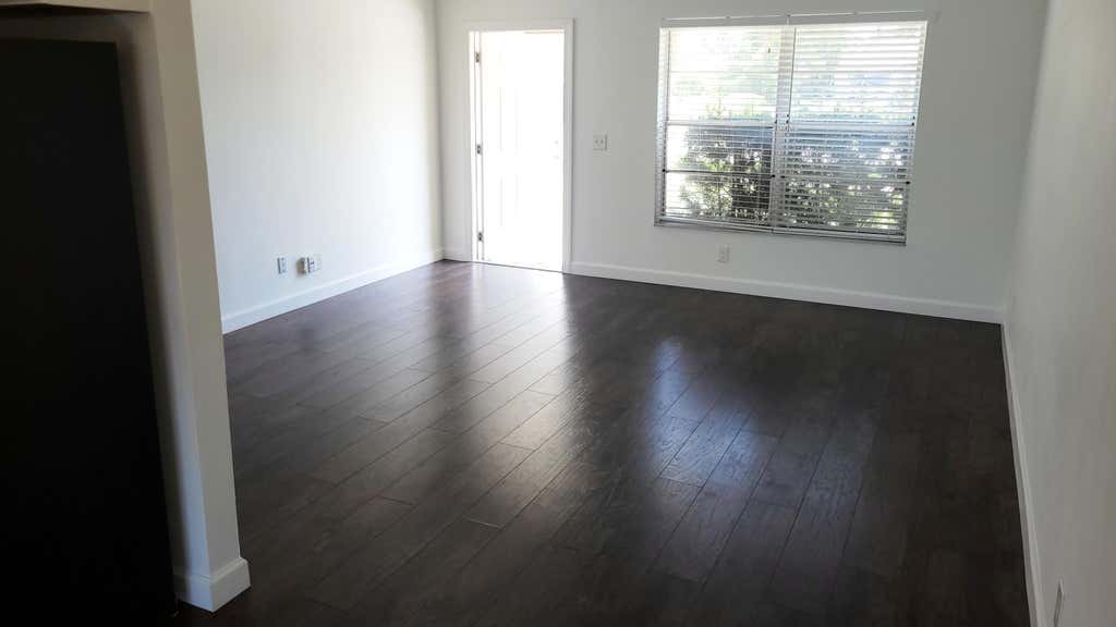 Photo of 135 Village Circle, Jupiter, FL 33458 (MLS # B26055486)