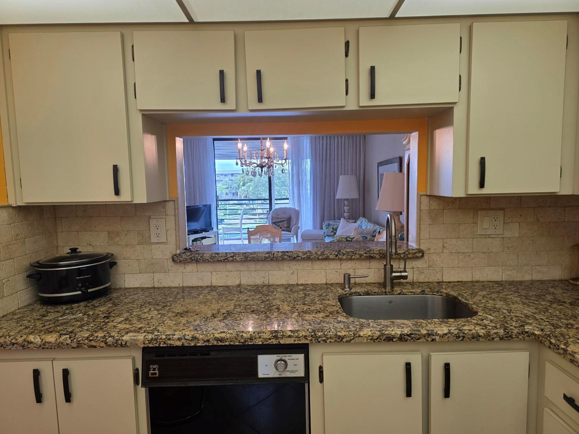 COLONY POINT - Residential