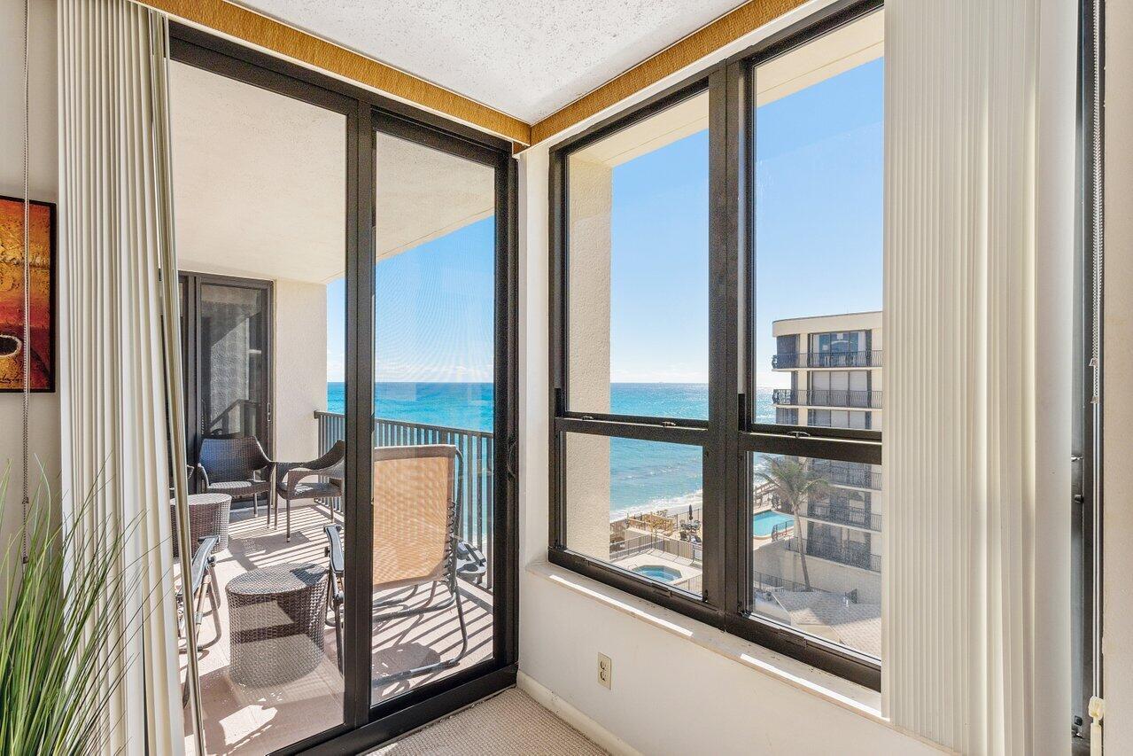 DUNE DECK OF THE PALM BEA - Residential