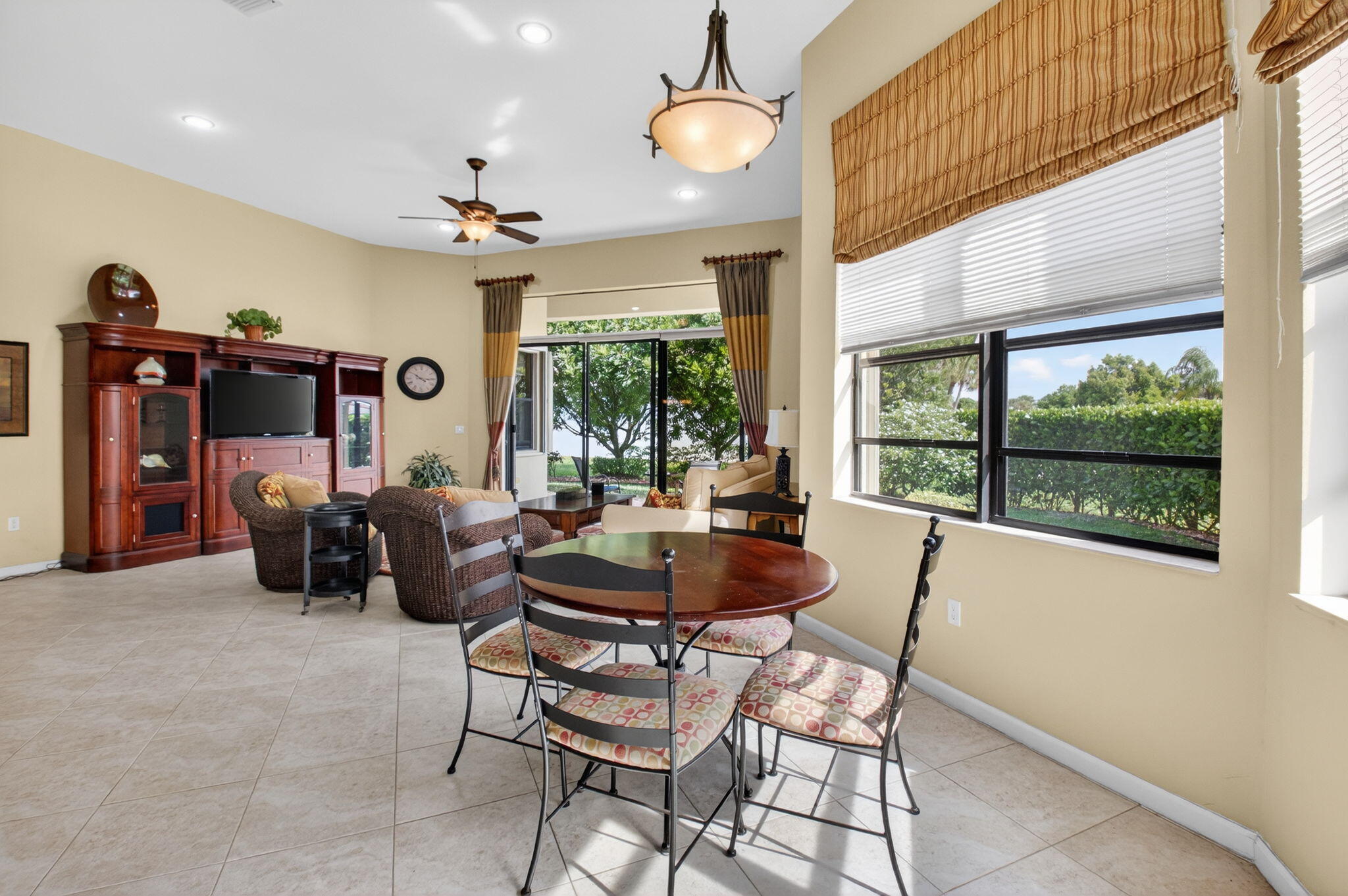 Four Seasons/Tivoli Isles - Residential