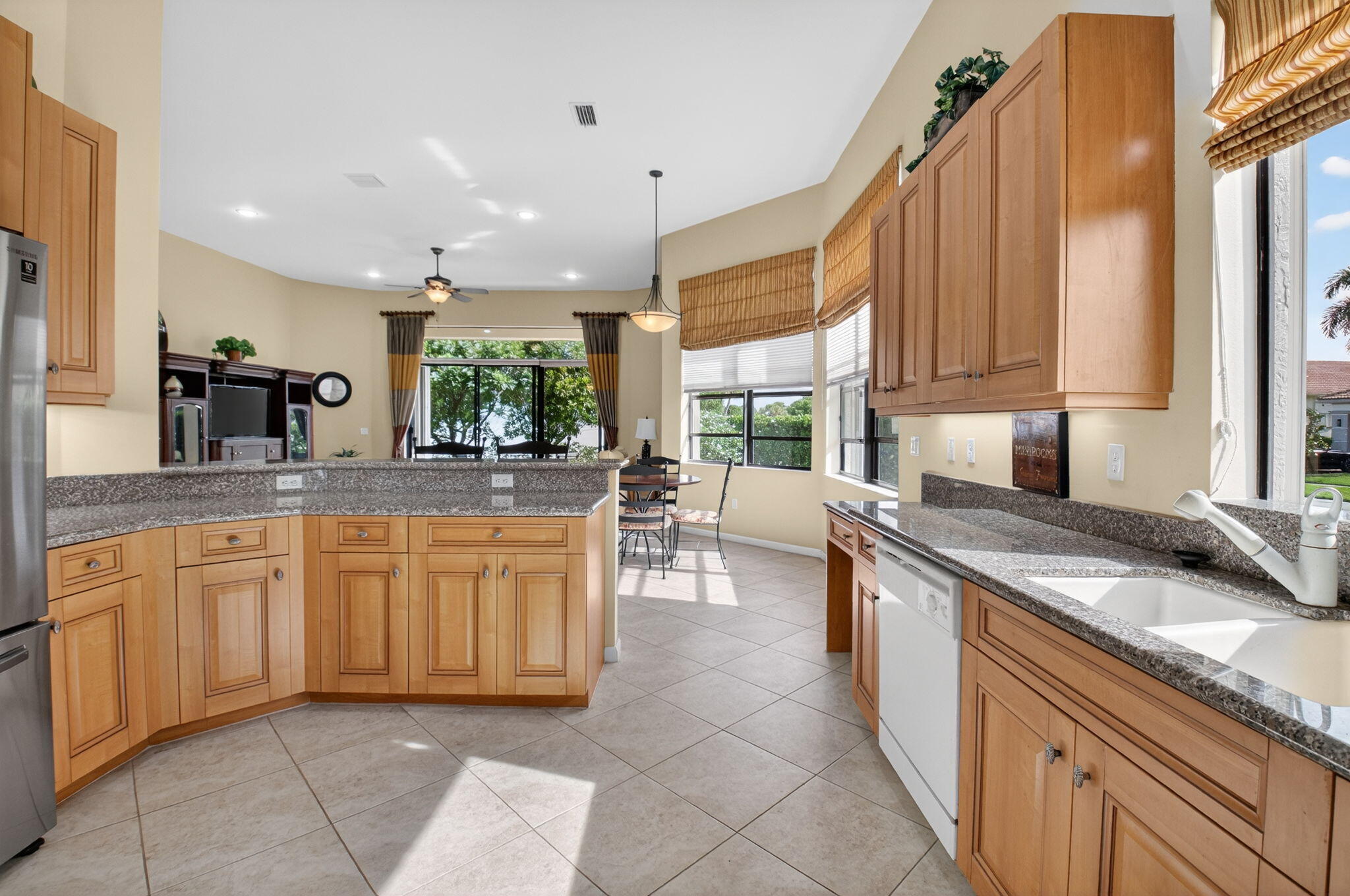 Four Seasons/Tivoli Isles - Residential