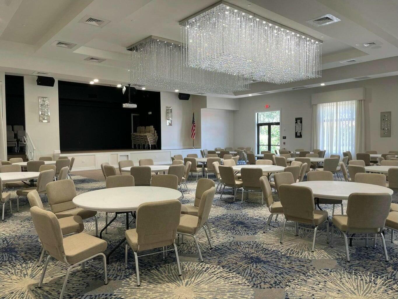 Four Seasons/Tivoli Isles - Residential