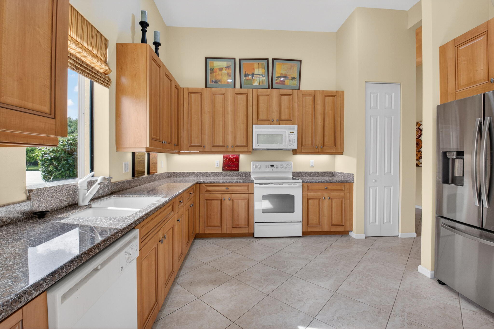 Four Seasons/Tivoli Isles - Residential