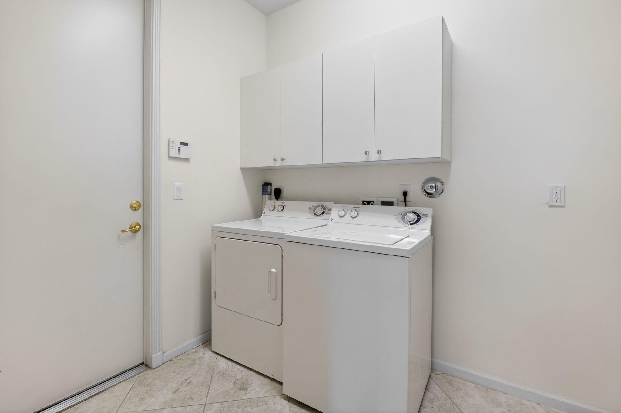 Four Seasons/Tivoli Isles - Residential