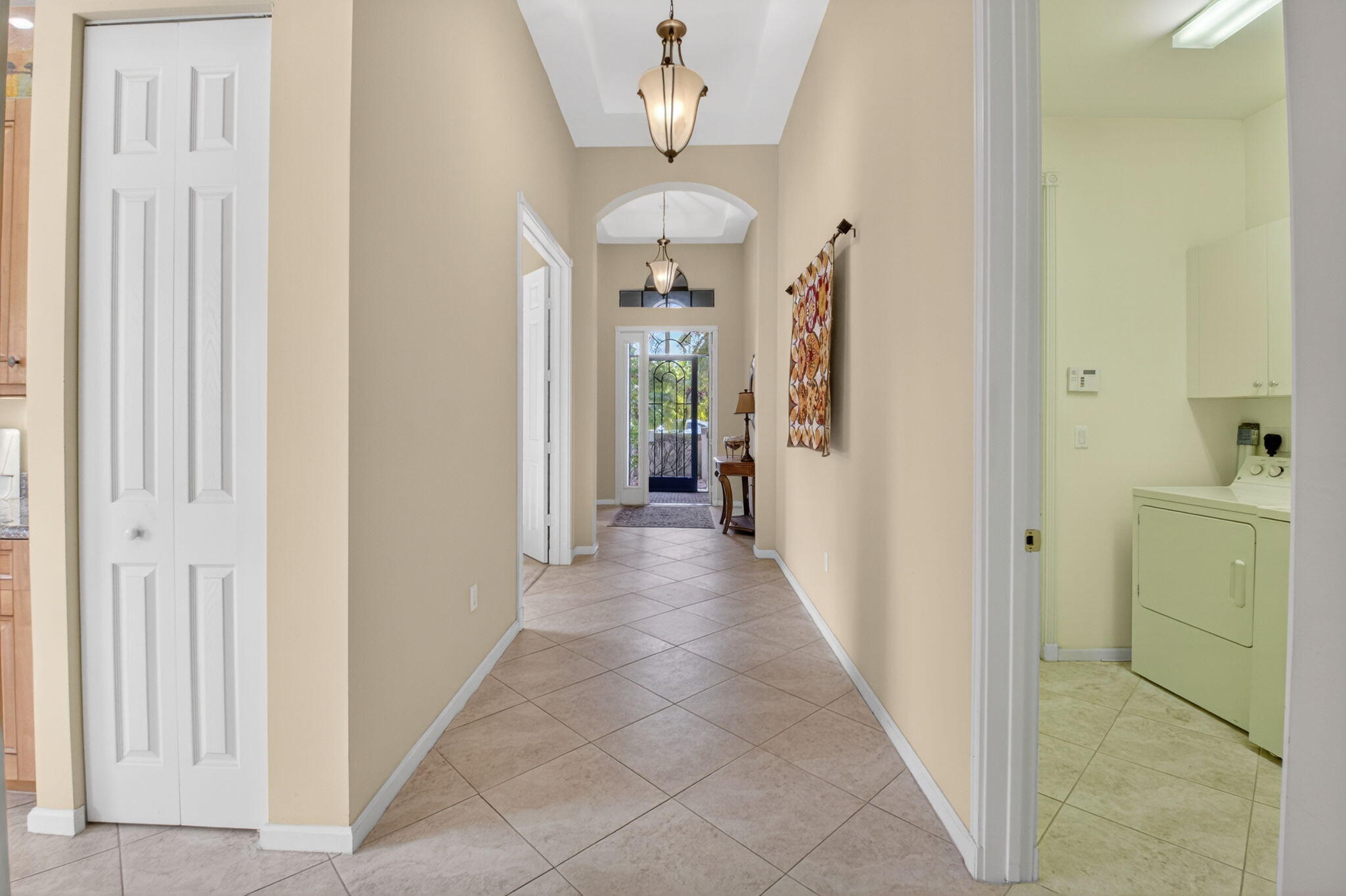 Four Seasons/Tivoli Isles - Residential