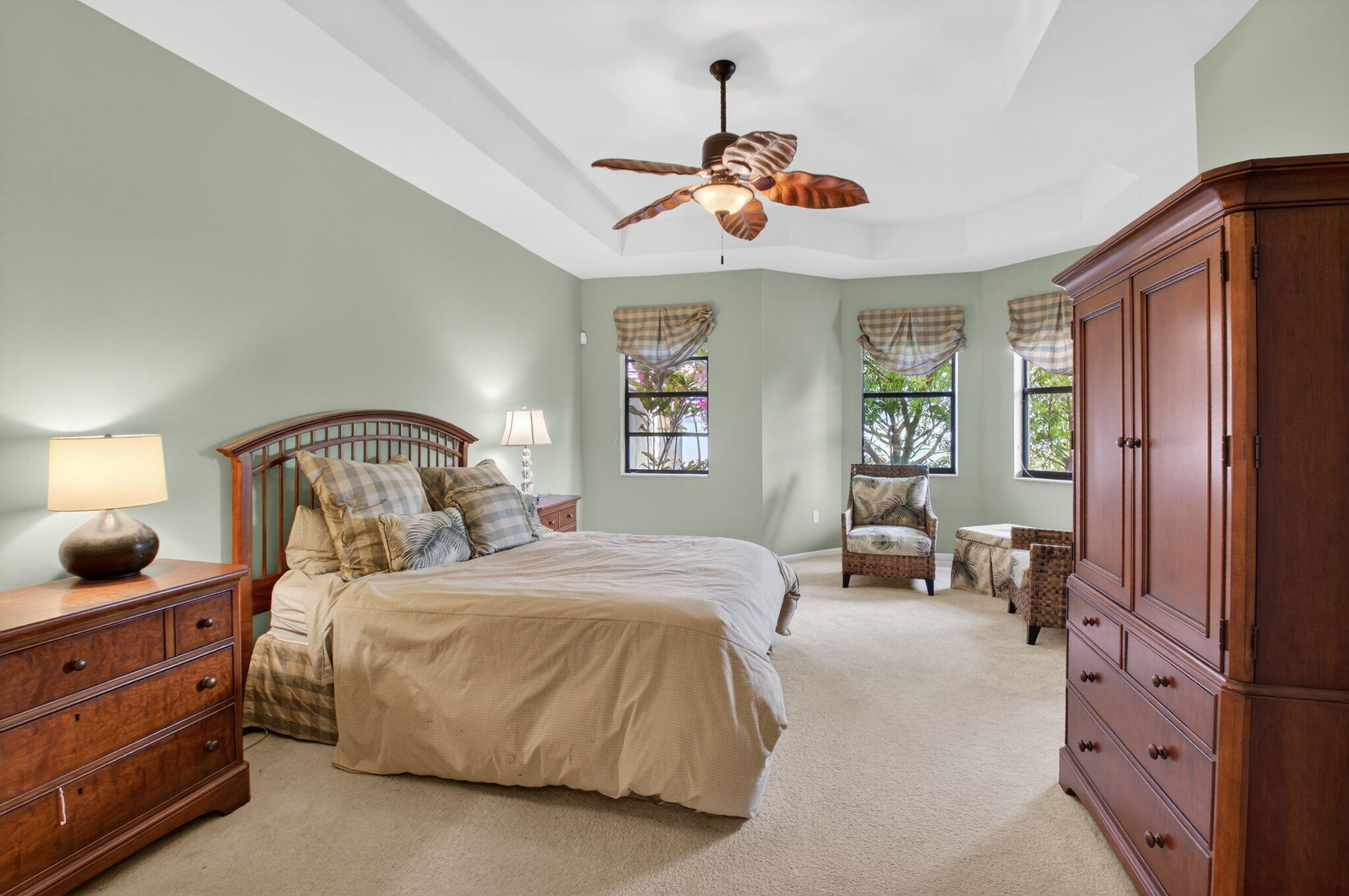 Four Seasons/Tivoli Isles - Residential