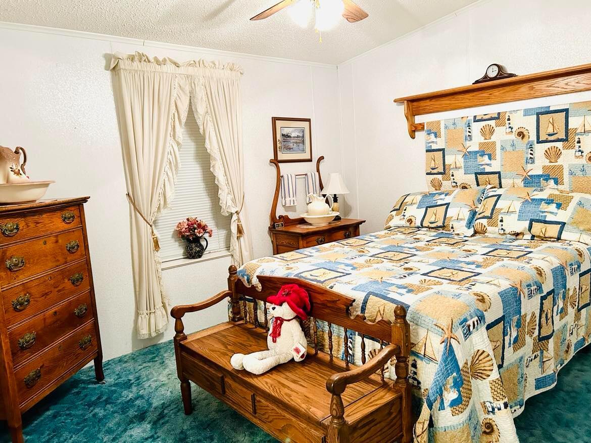 MOORE HAVEN YACHT CLUB - Residential