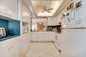 MEADOWS OF CRYSTAL LAKE - Residential