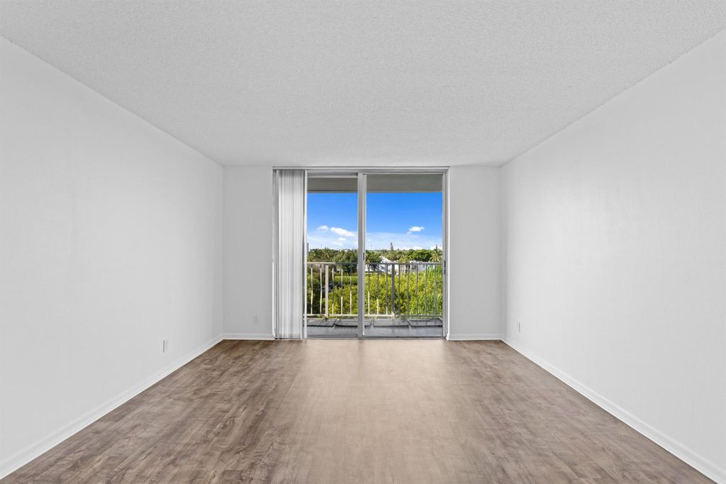 Photo of 470 Executive Center Drive #5k, West Palm Beach, FL 33401 (MLS # R11125485)