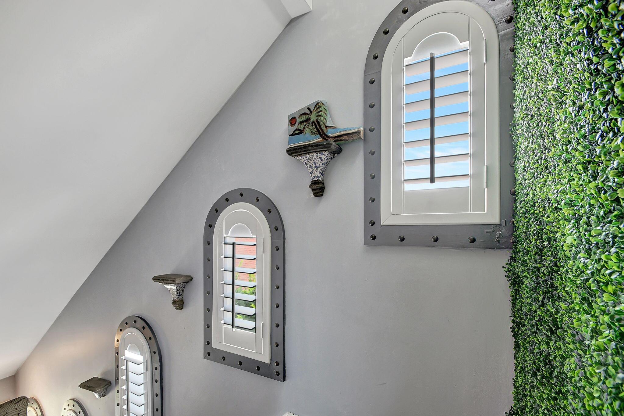 LAKE WORTH TOWN OF - Residential