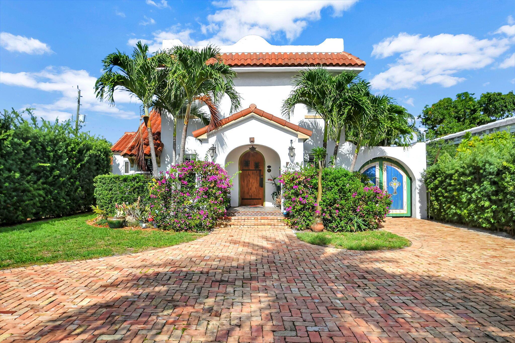 LAKE WORTH TOWN OF - Residential