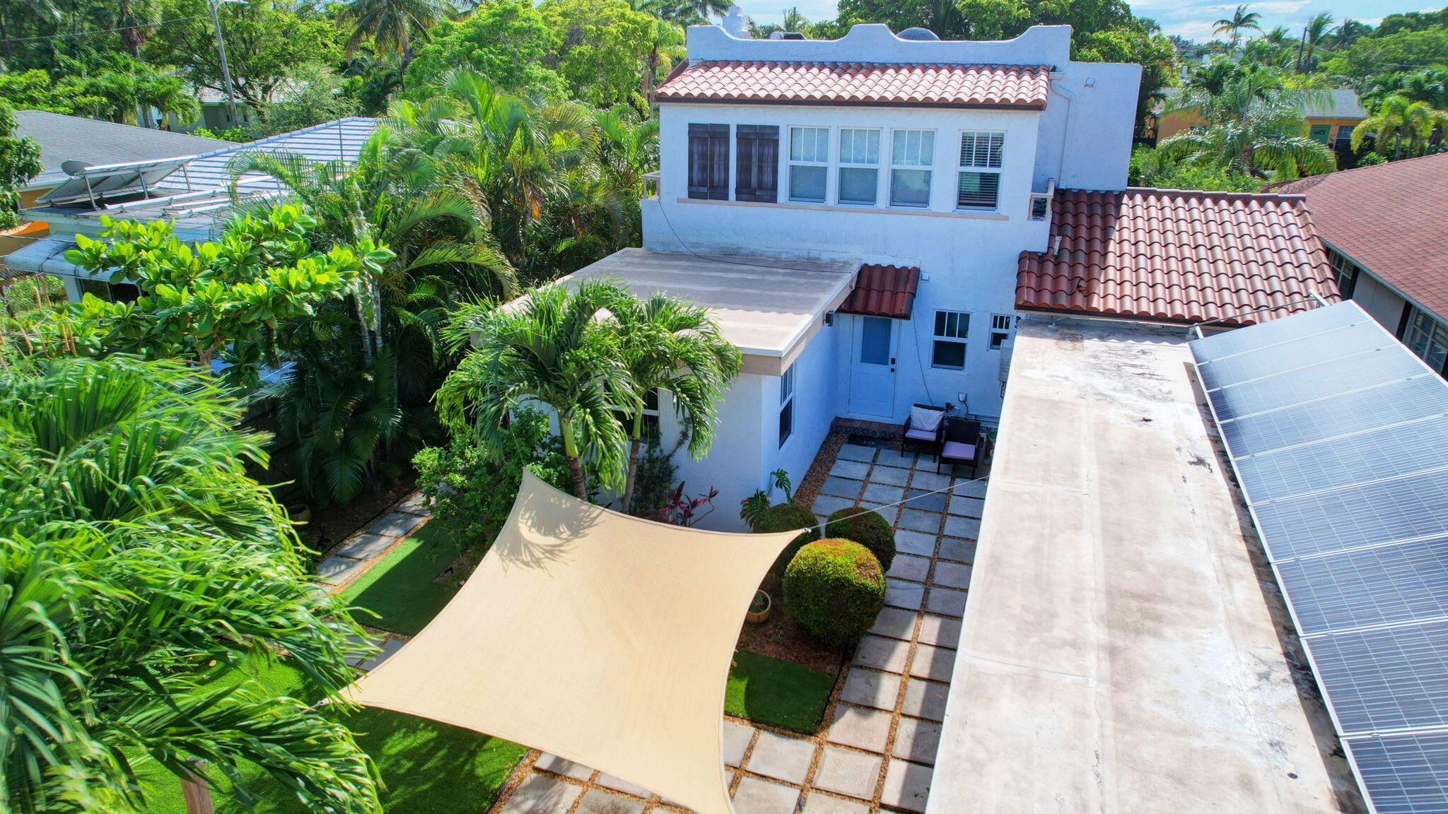 LAKE WORTH TOWN OF - Residential