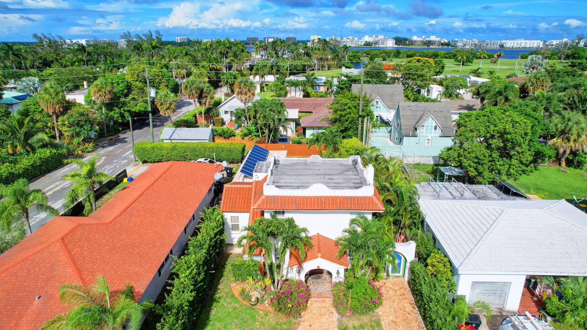 LAKE WORTH TOWN OF - Residential