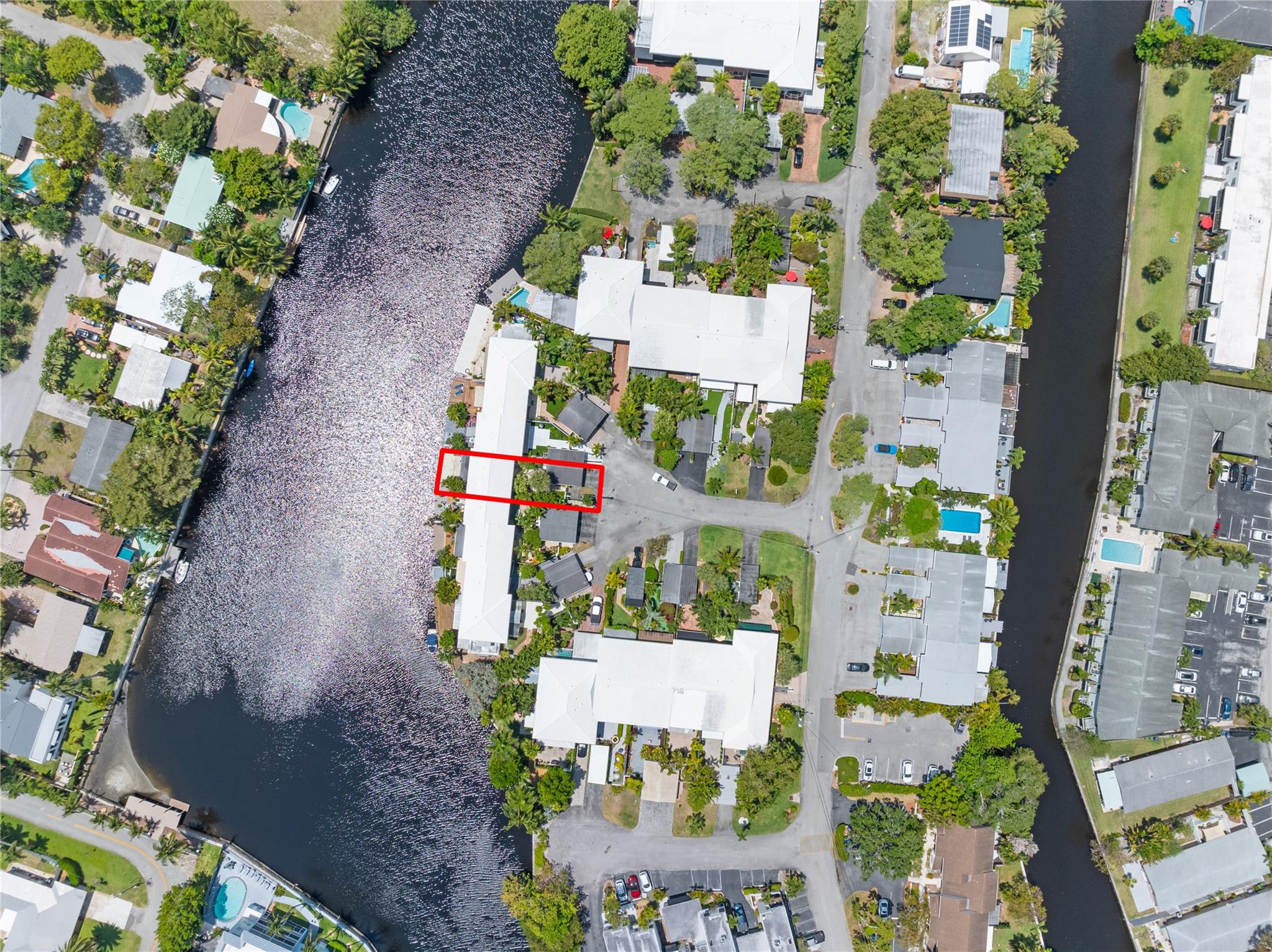 TOWNHOUSE ISLE - Residential