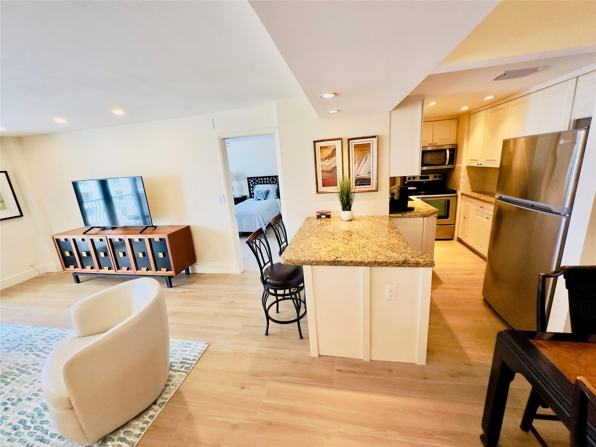 Venetian Condominium - Residential Lease