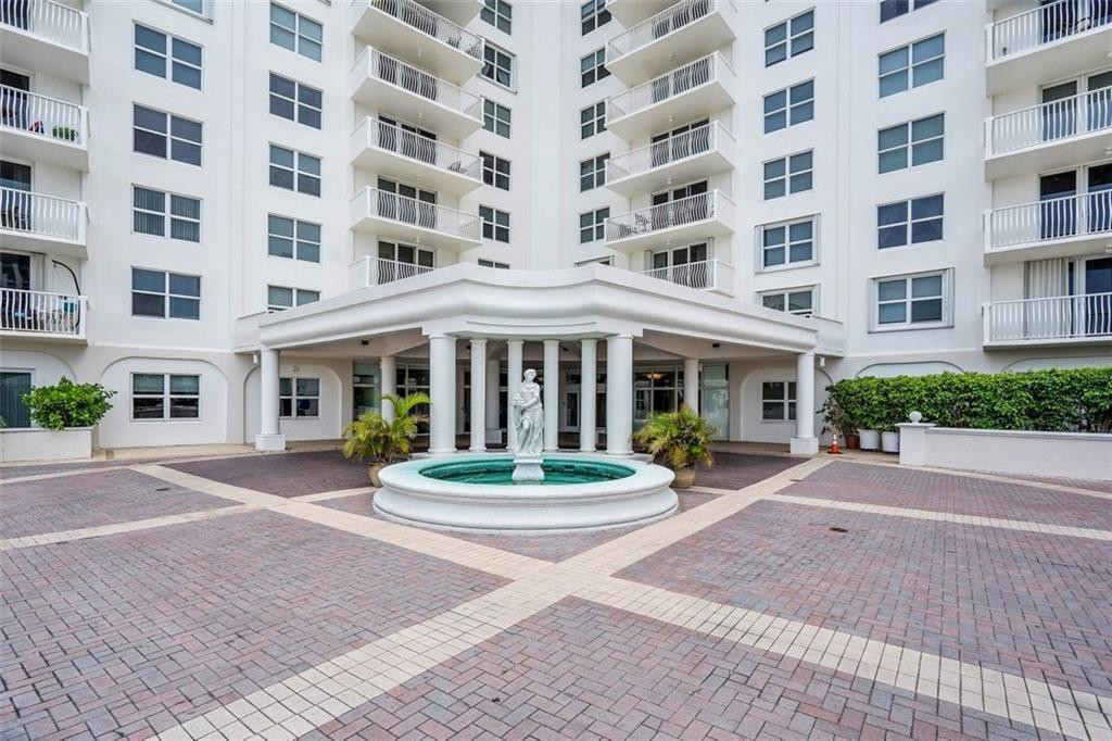 Venetian Condominium - Residential Lease