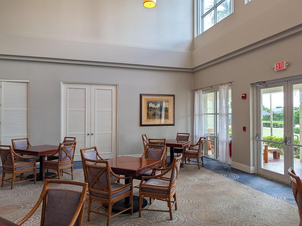 FAIRWAYS AT BOCA GOLF & TENNIS COND - Residential