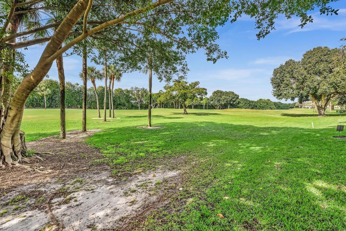 FAIRWAYS AT BOCA GOLF & TENNIS COND - Residential