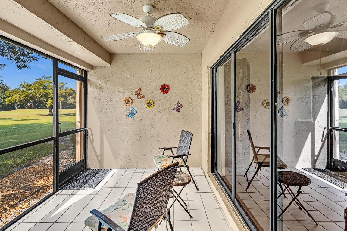 FAIRWAYS AT BOCA GOLF & TENNIS COND - Residential