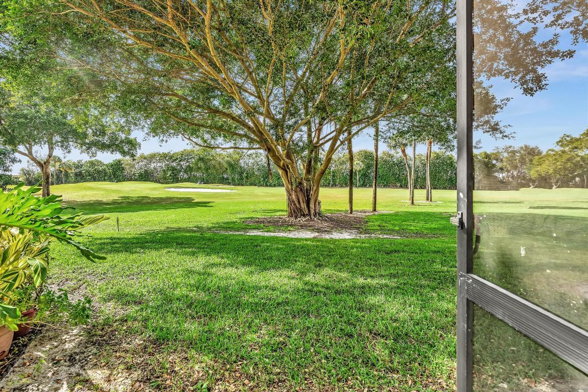 FAIRWAYS AT BOCA GOLF & TENNIS COND - Residential