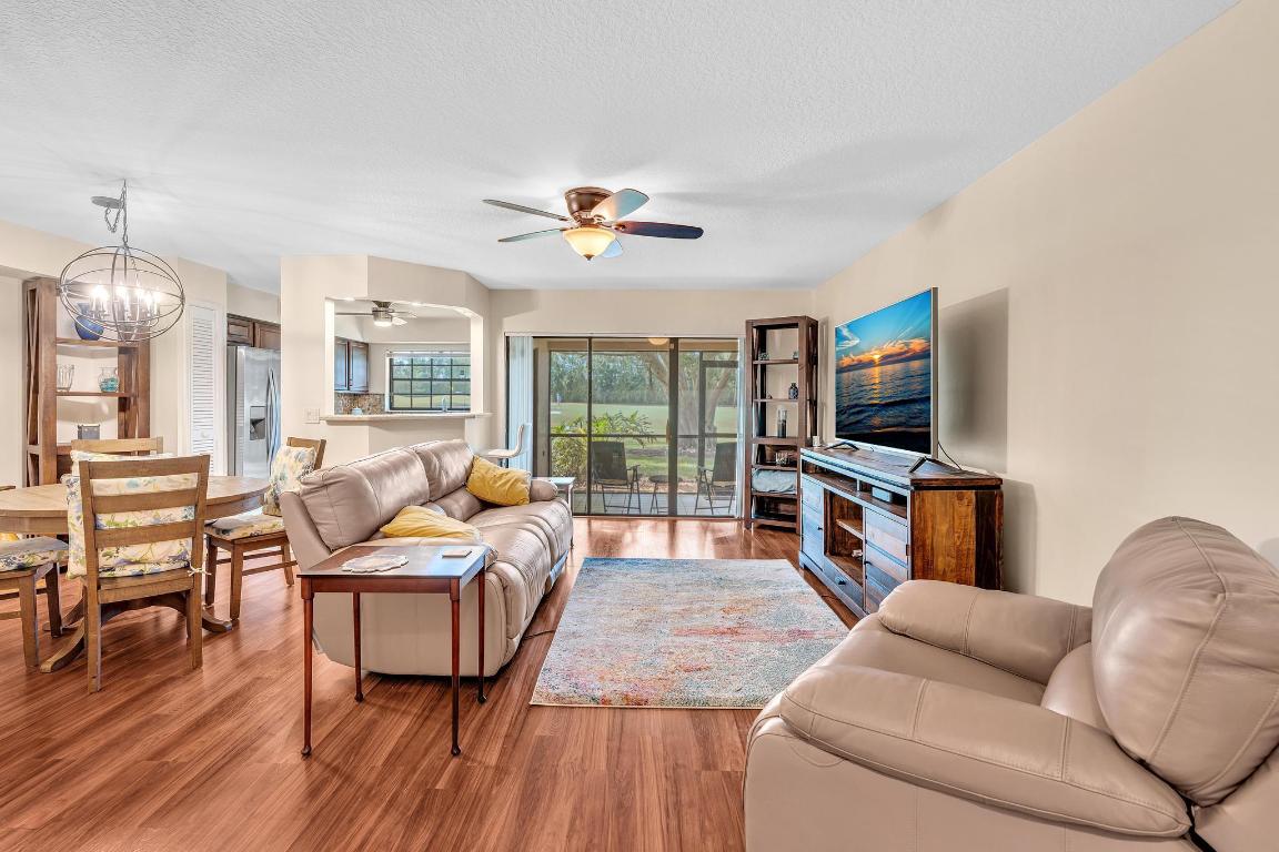 FAIRWAYS AT BOCA GOLF & TENNIS COND - Residential