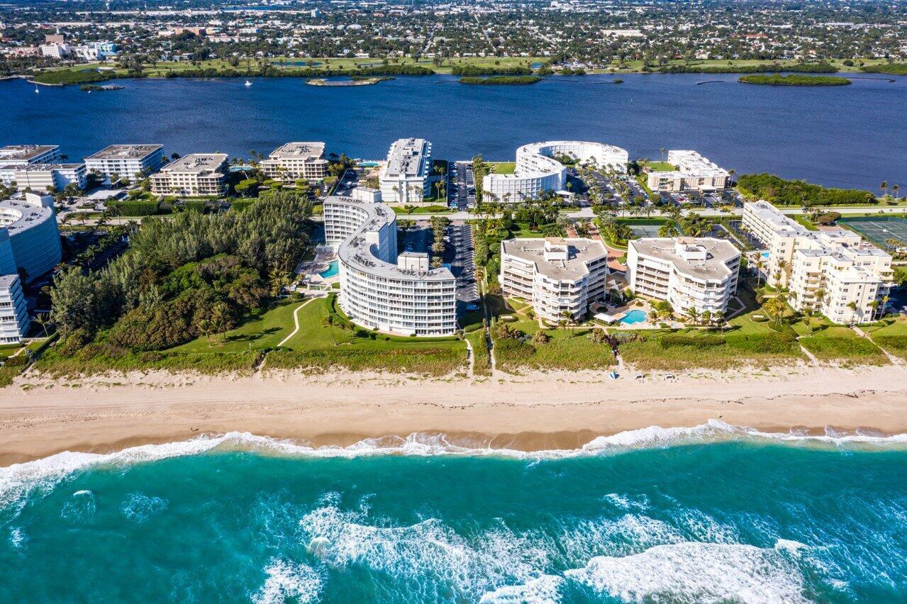 CARLYLE HOUSE CONDO - Residential Lease