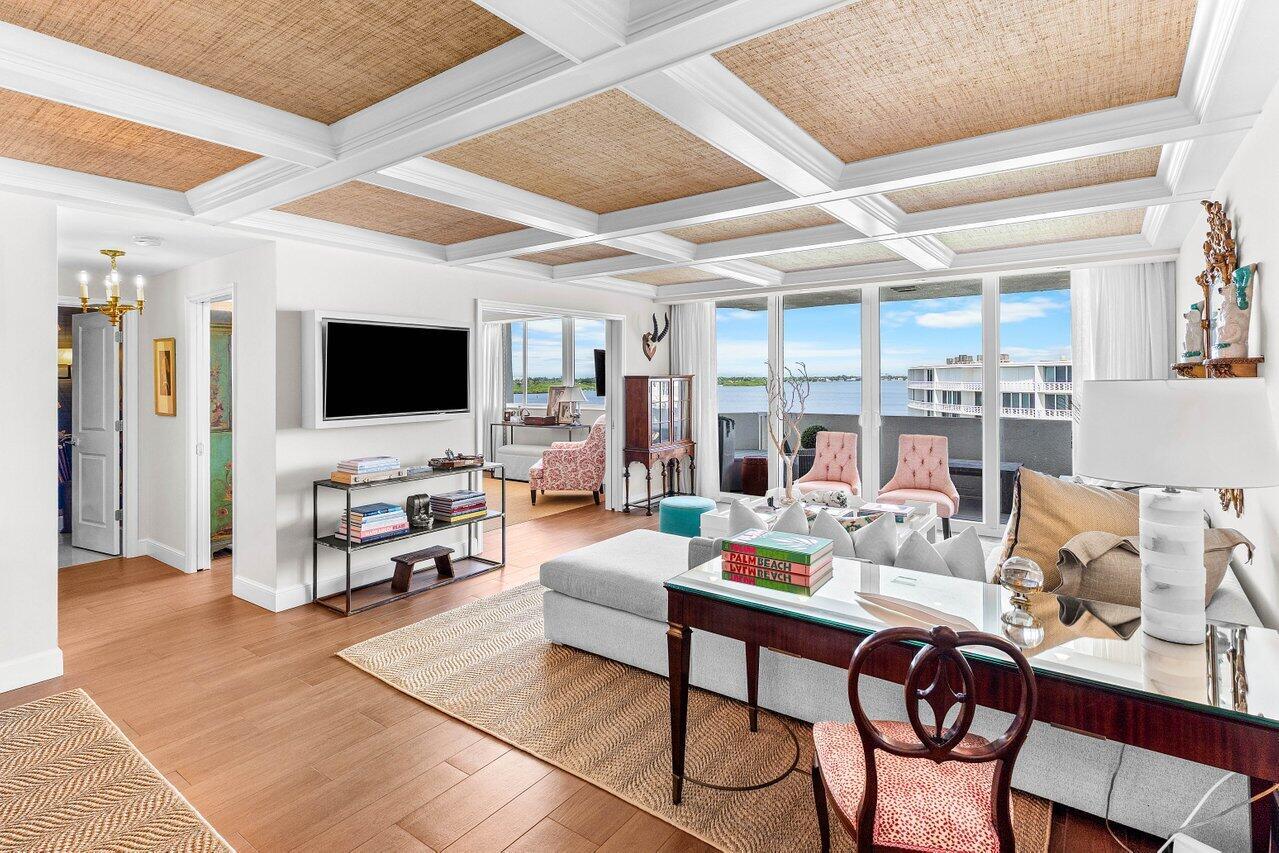 CARLYLE HOUSE CONDO - Residential Lease