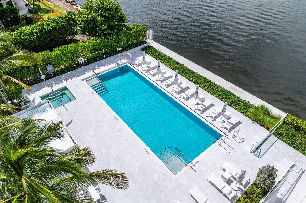 CARLYLE HOUSE CONDO - Residential Lease