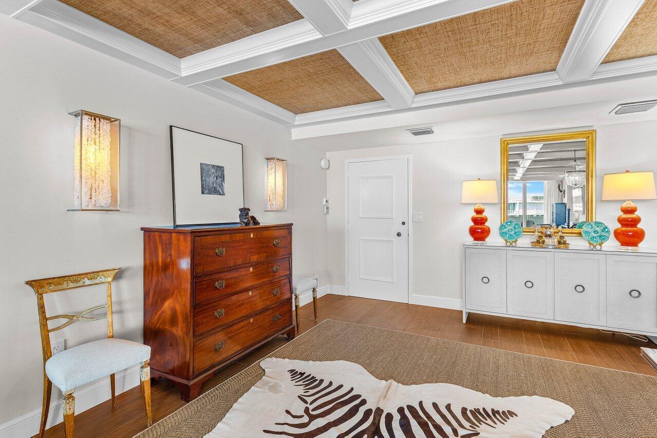 CARLYLE HOUSE CONDO - Residential Lease