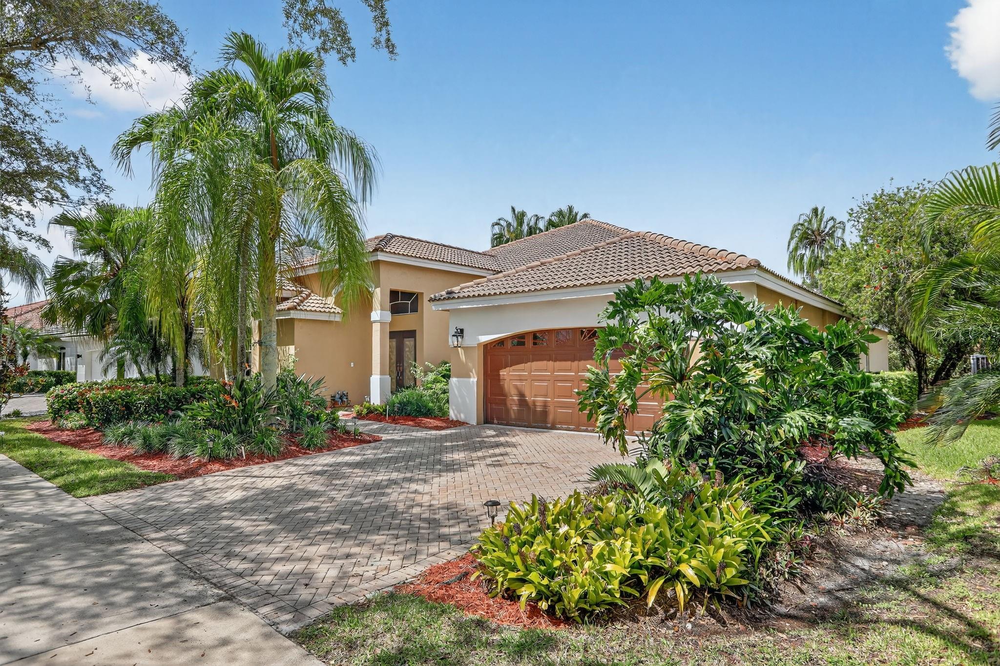 Oakbrook, Weston Hills - Residential