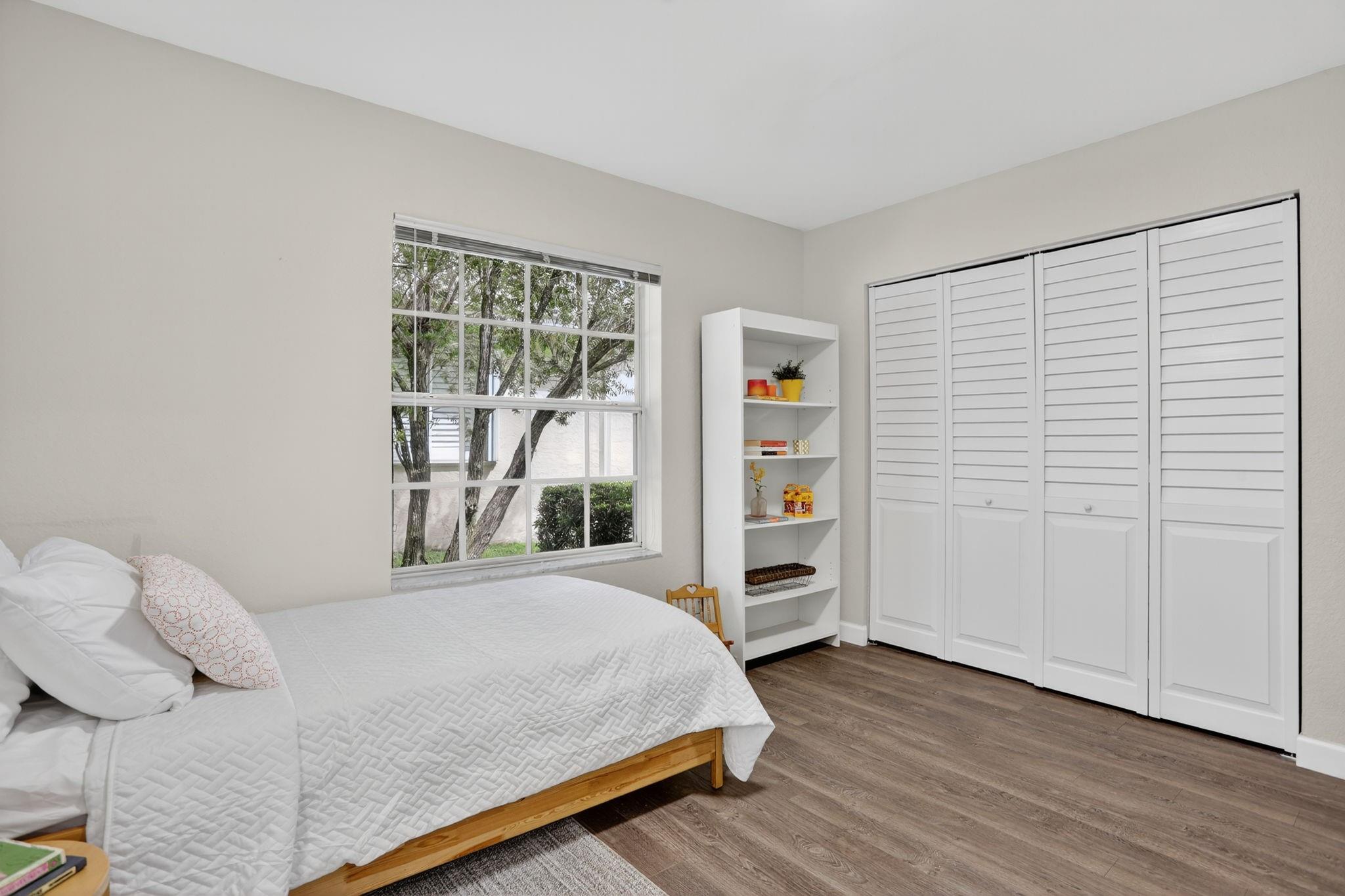 Oakbrook, Weston Hills - Residential