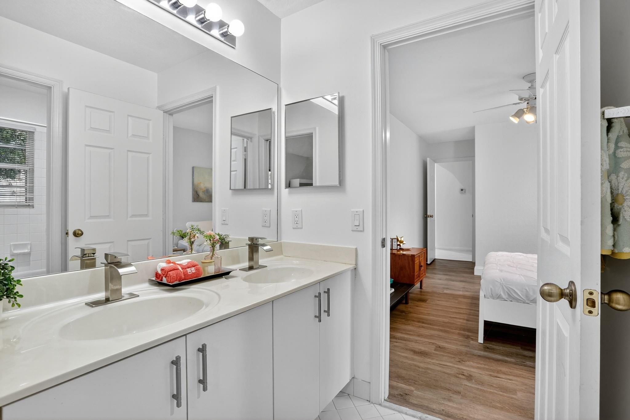 Oakbrook, Weston Hills - Residential