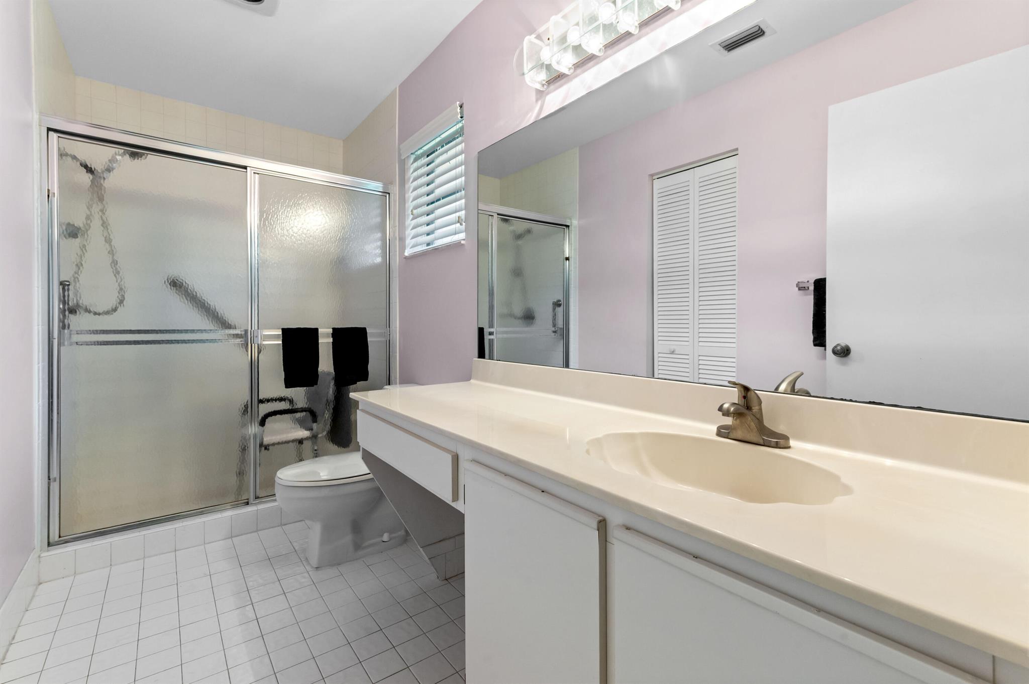 HUNTINGTON POINTE - Residential