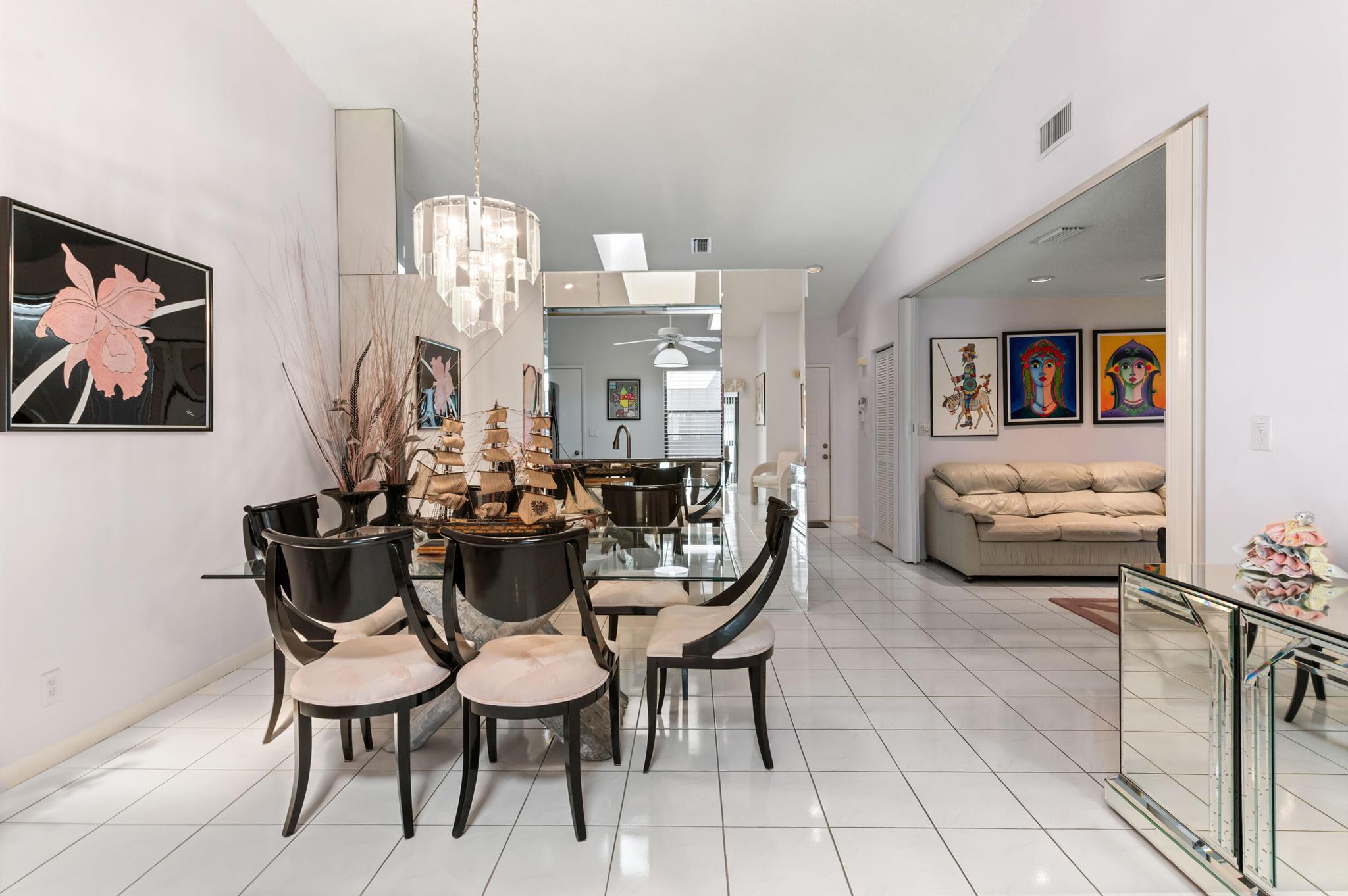 HUNTINGTON POINTE - Residential