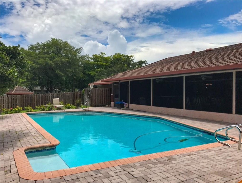 MARTHA BRIGHT FARMS - Residential