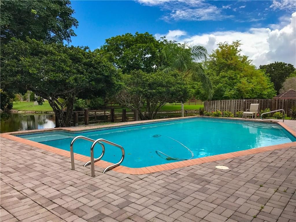 MARTHA BRIGHT FARMS - Residential