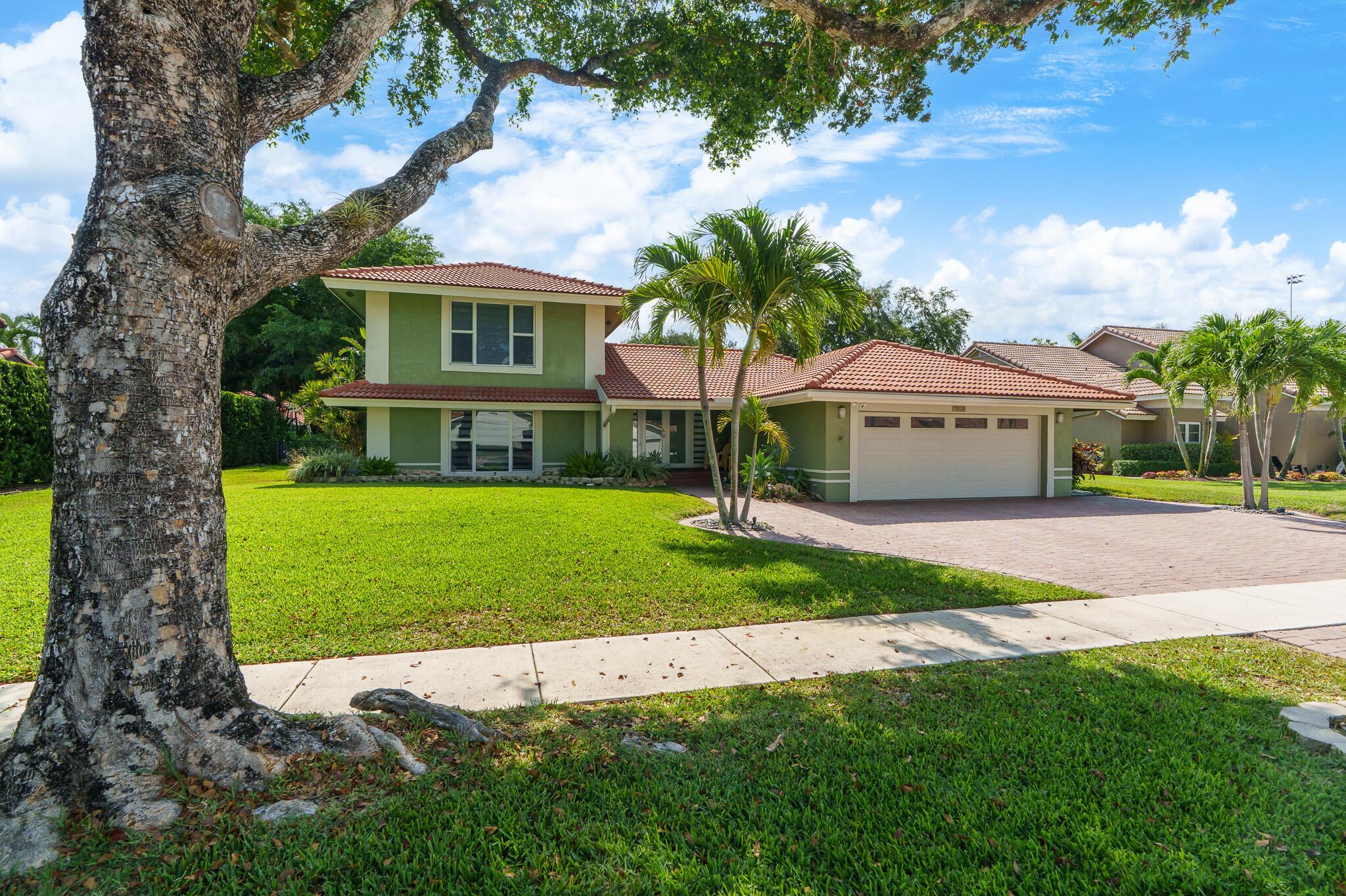 2850 NW 26th Court