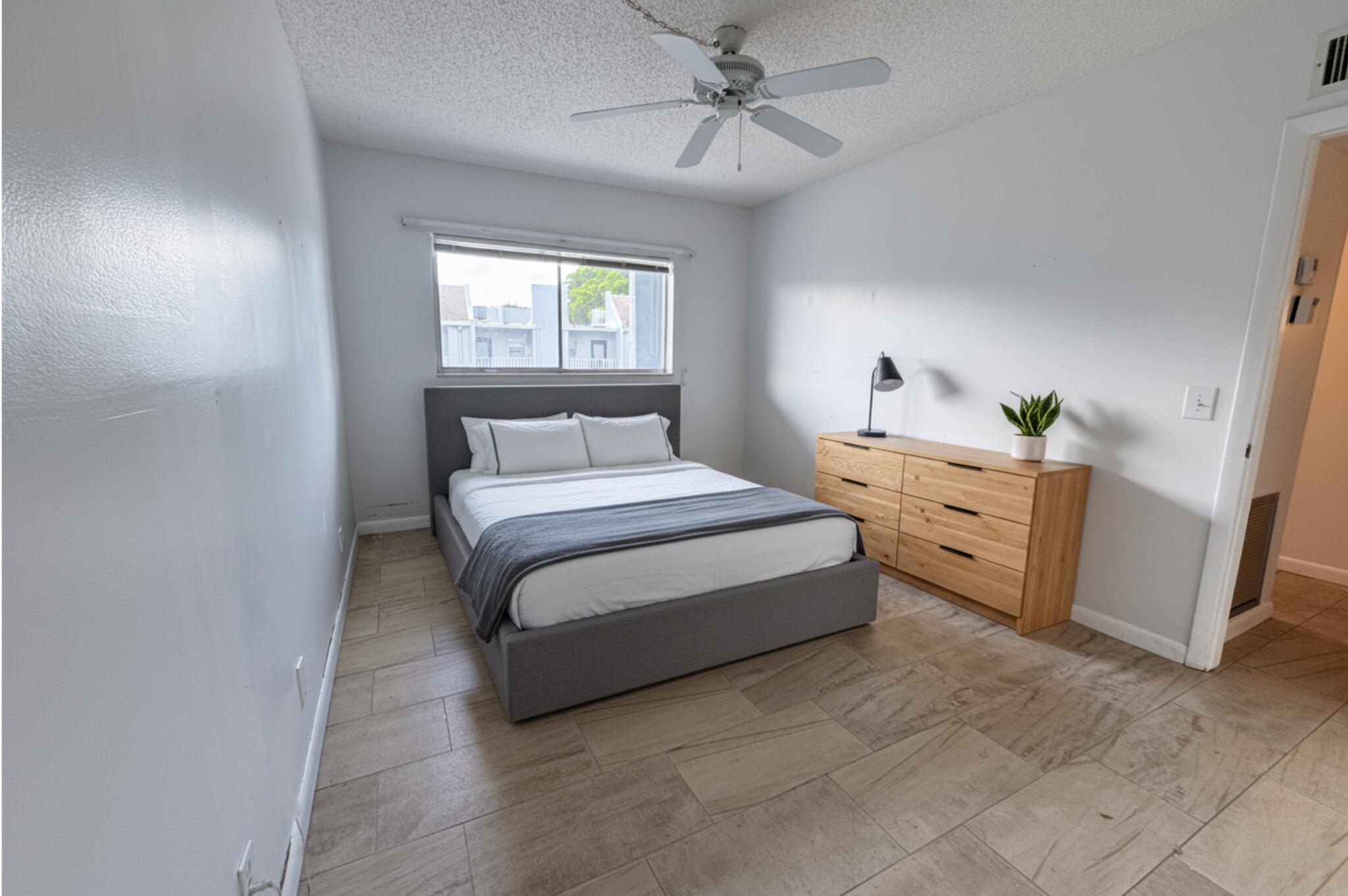 2820 SW 22nd Avenue 2040