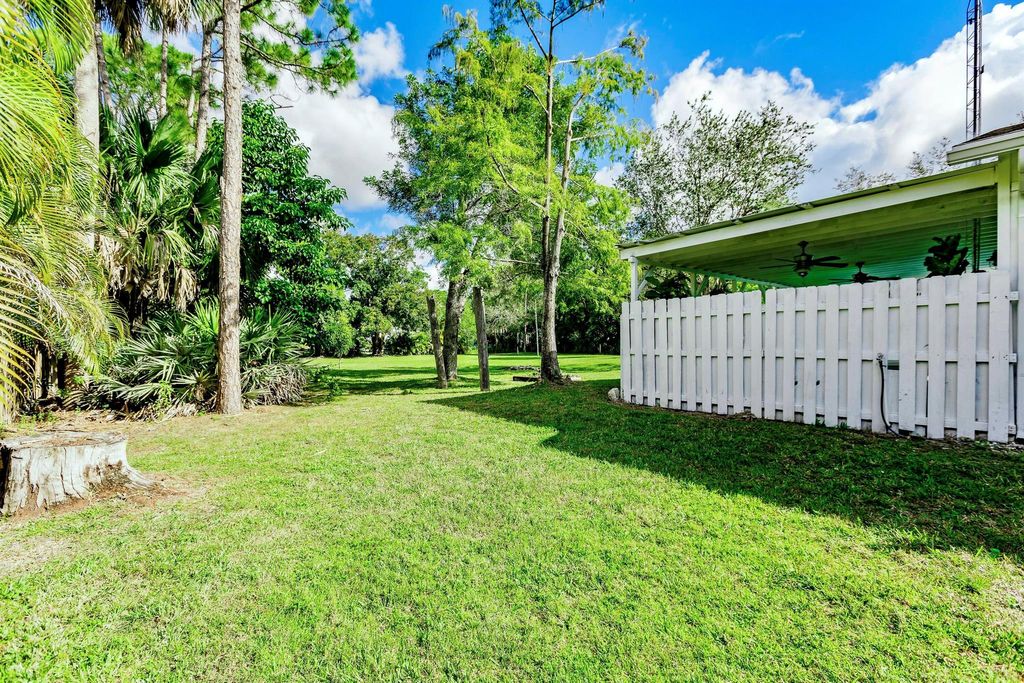 Photo of 10771 Sandy Run Road, Jupiter, FL 33478 (MLS # R10929817)