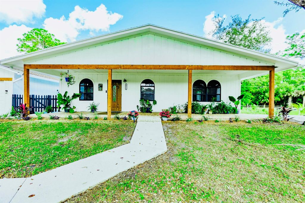 Photo of 10771 Sandy Run Road, Jupiter, FL 33478 (MLS # R10929817)