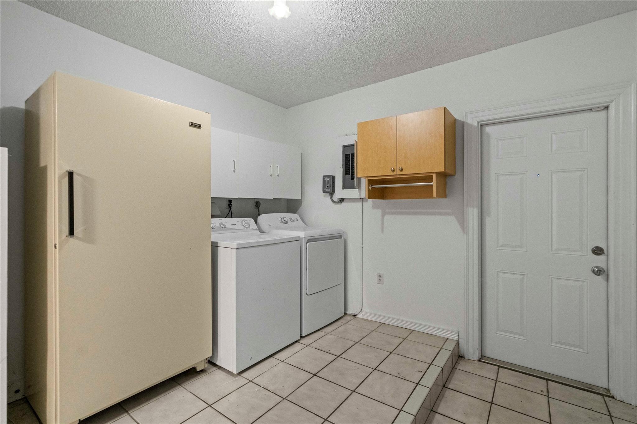 Fla Fruit Lands Co Sub 1 - Residential Lease