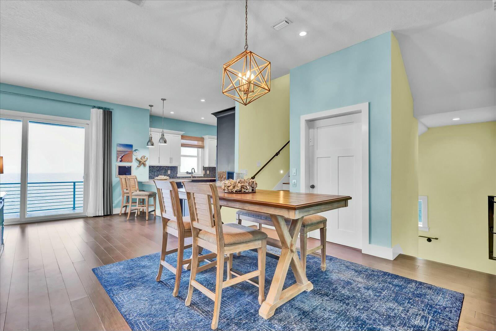 GOLDEN BEACH - Residential