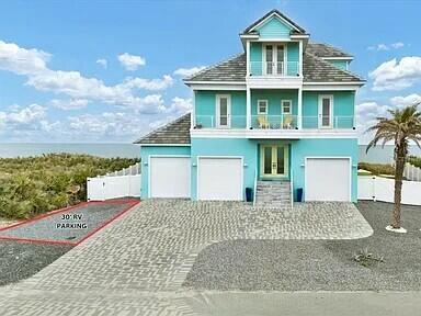 GOLDEN BEACH - Residential