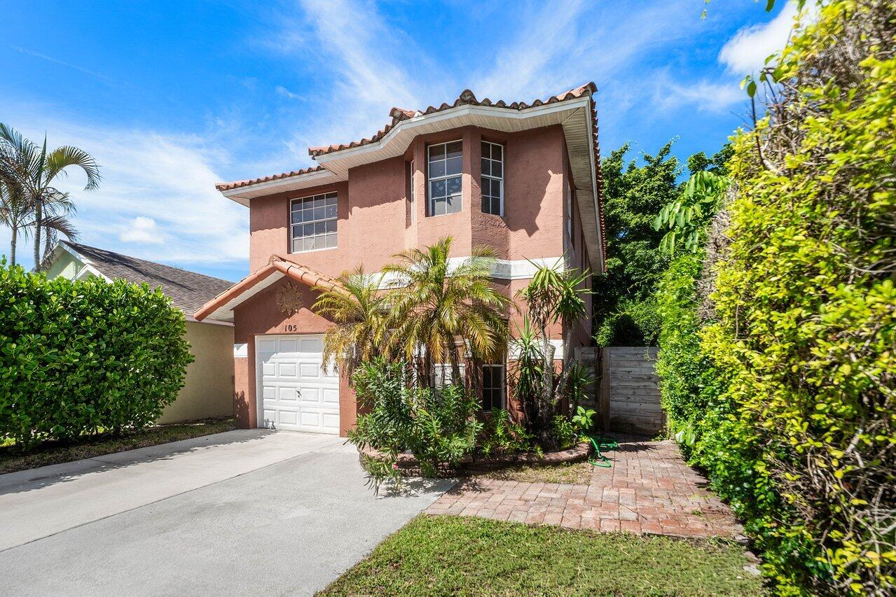 105 Plumage Lane