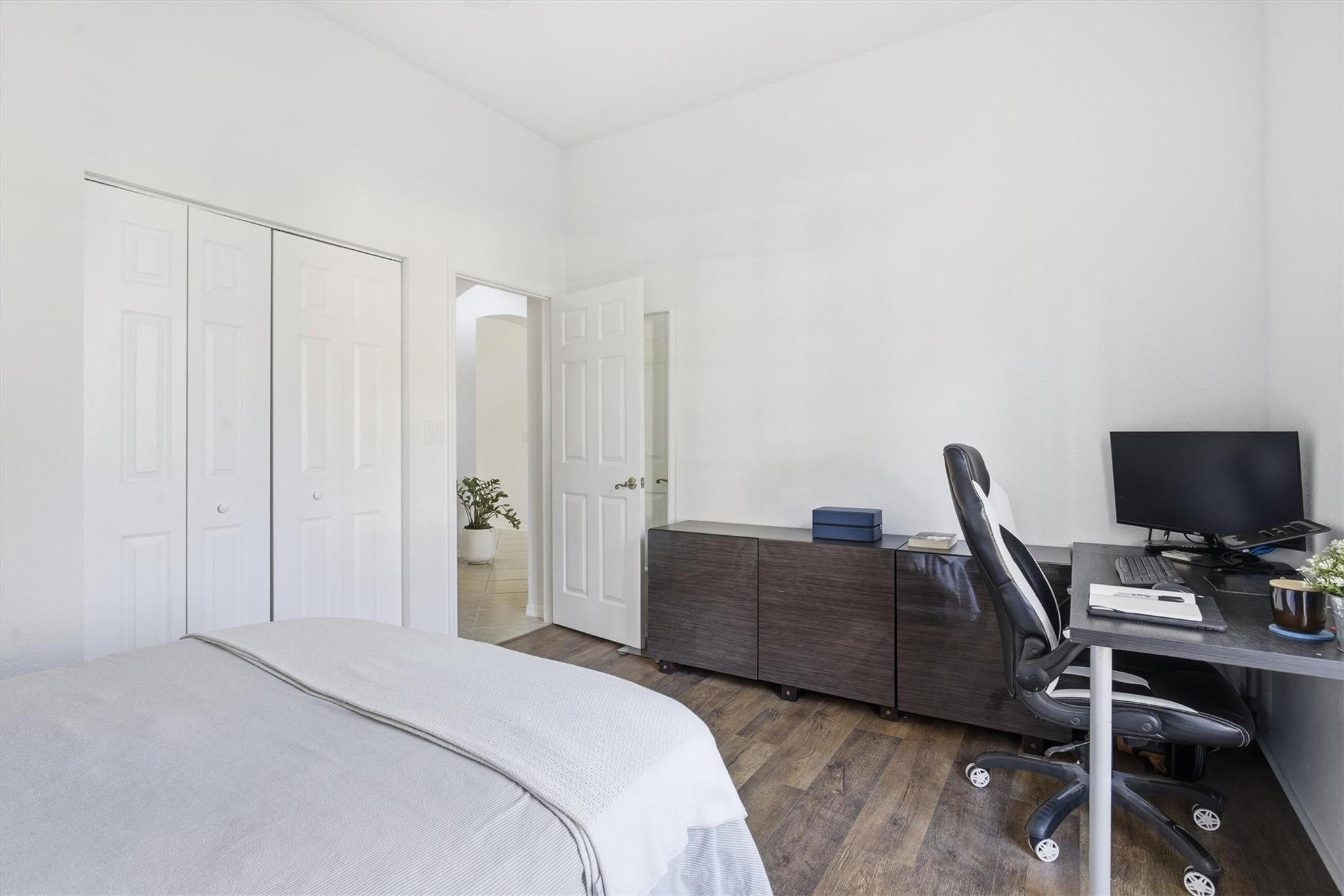 ISLES AT WESTON - Residential